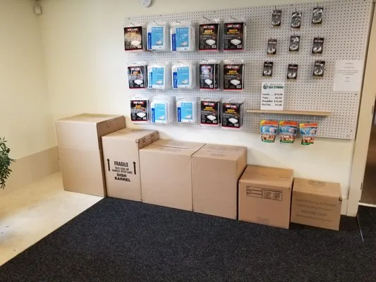 Custom Moving And Storage